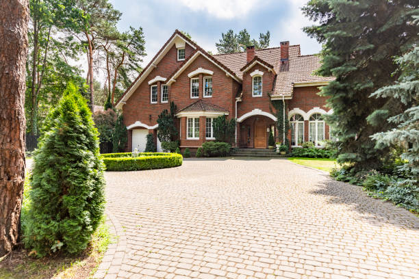Best Professional Driveway Pavers  in St Clair, MI